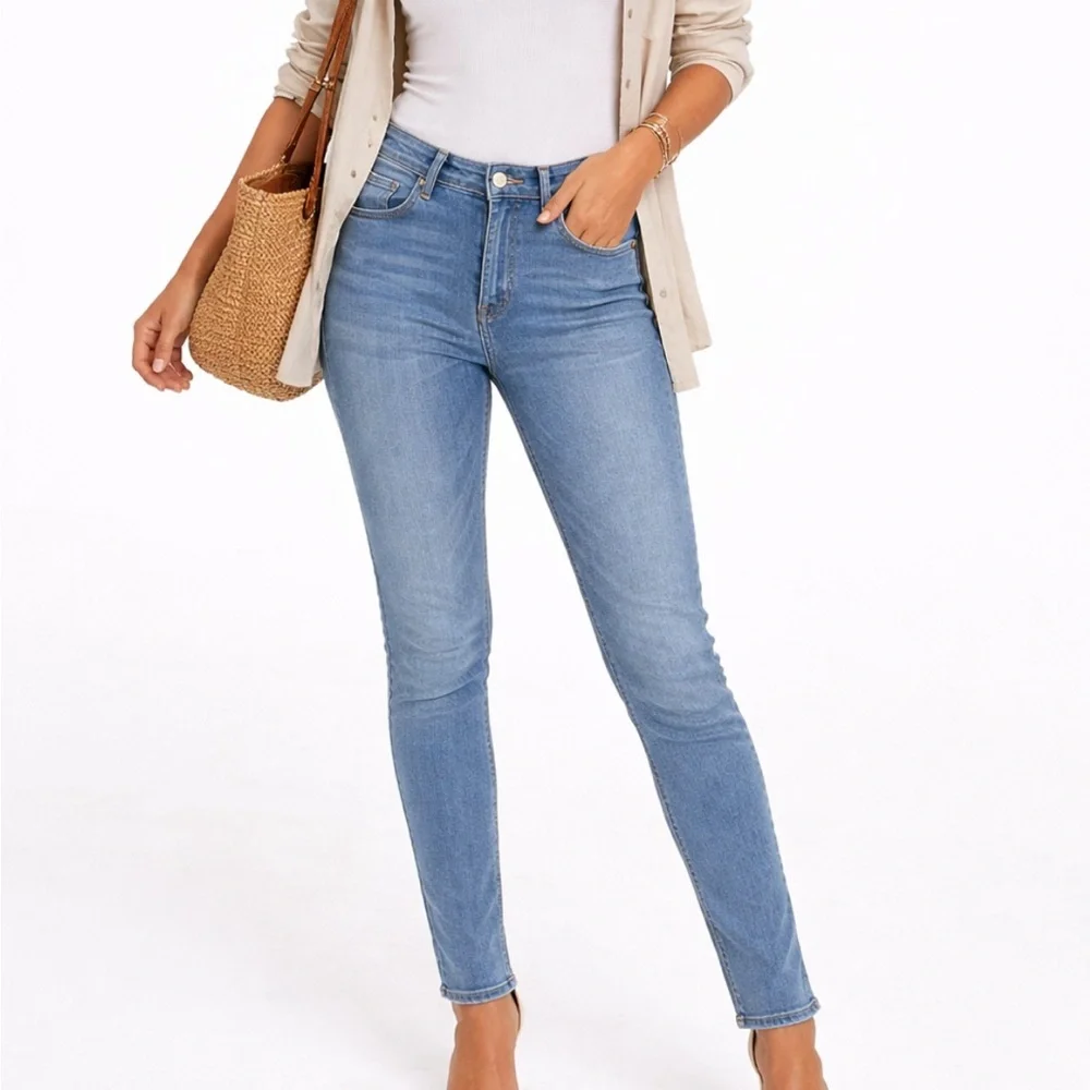 Frame Denim Women's Skinny Jeans in Light Blue Wash Festival Chic